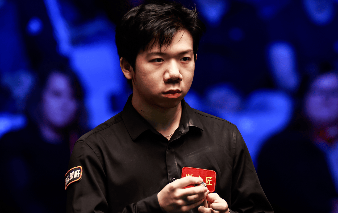 他们在场外 他们在场外